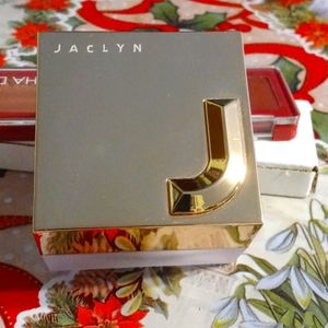 Jaclyn Cosmetics Dew Me Luminous Powder